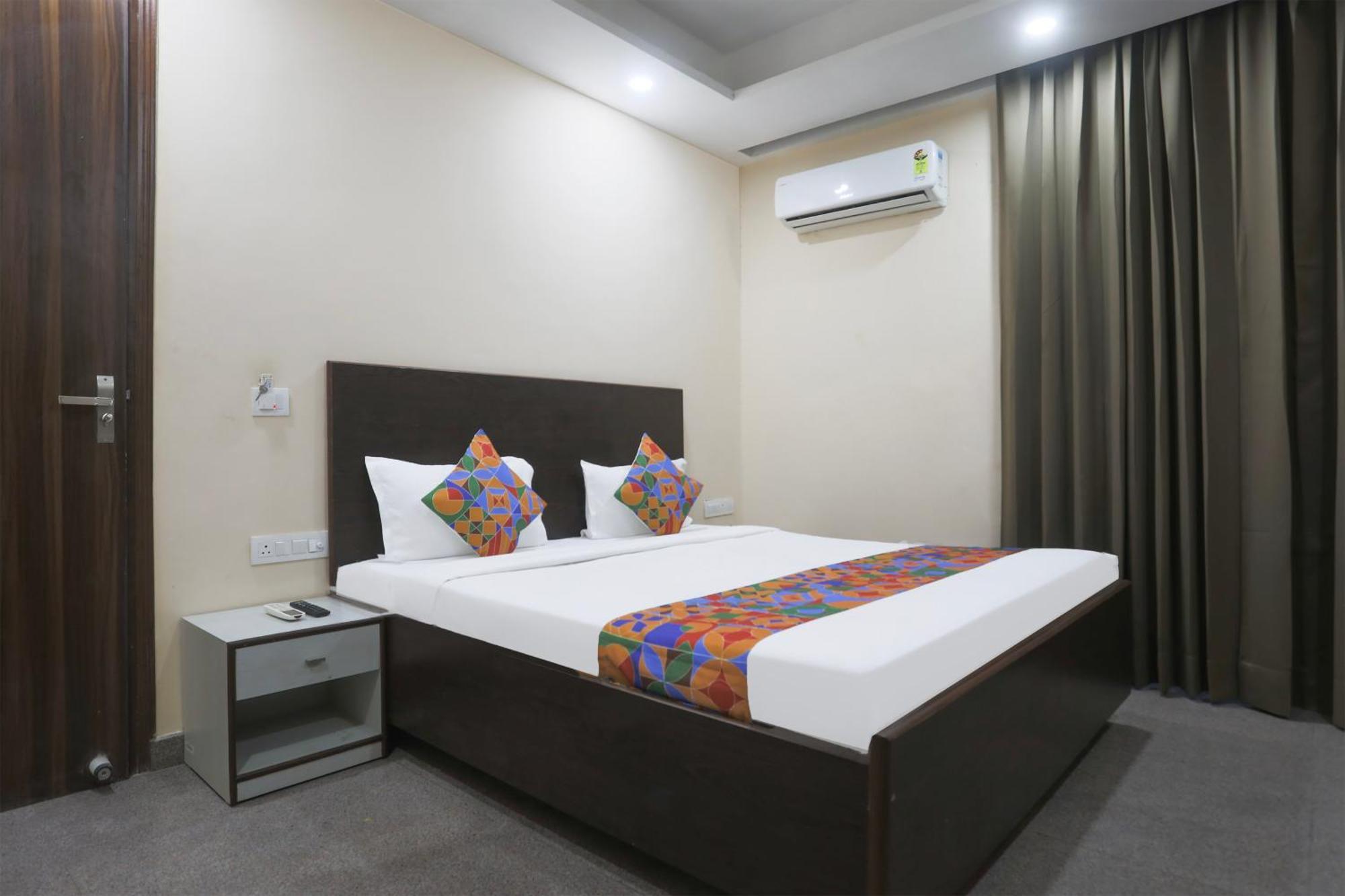 Fabhotel Bliss Premium Ґурґаон Екстер'єр фото