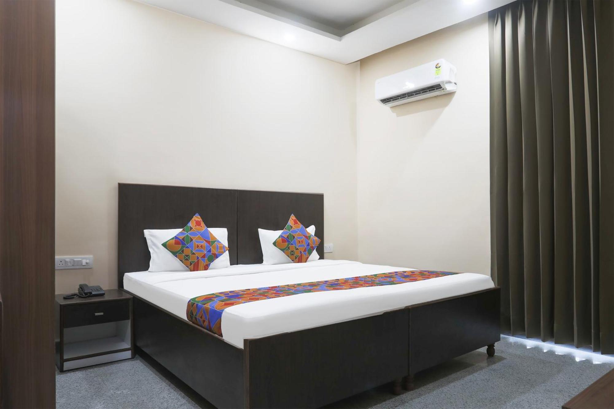 Fabhotel Bliss Premium Ґурґаон Екстер'єр фото
