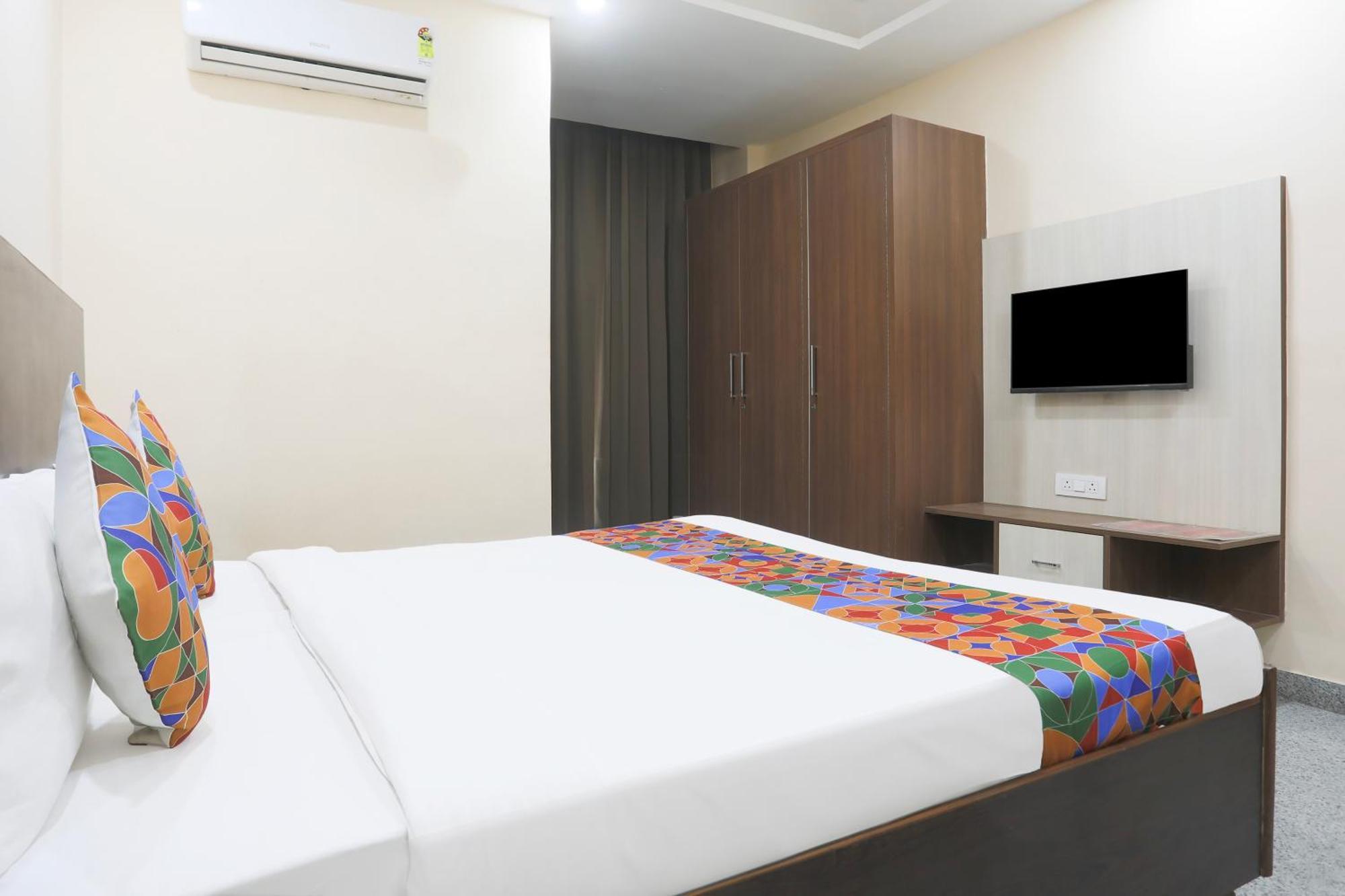 Fabhotel Bliss Premium Ґурґаон Екстер'єр фото