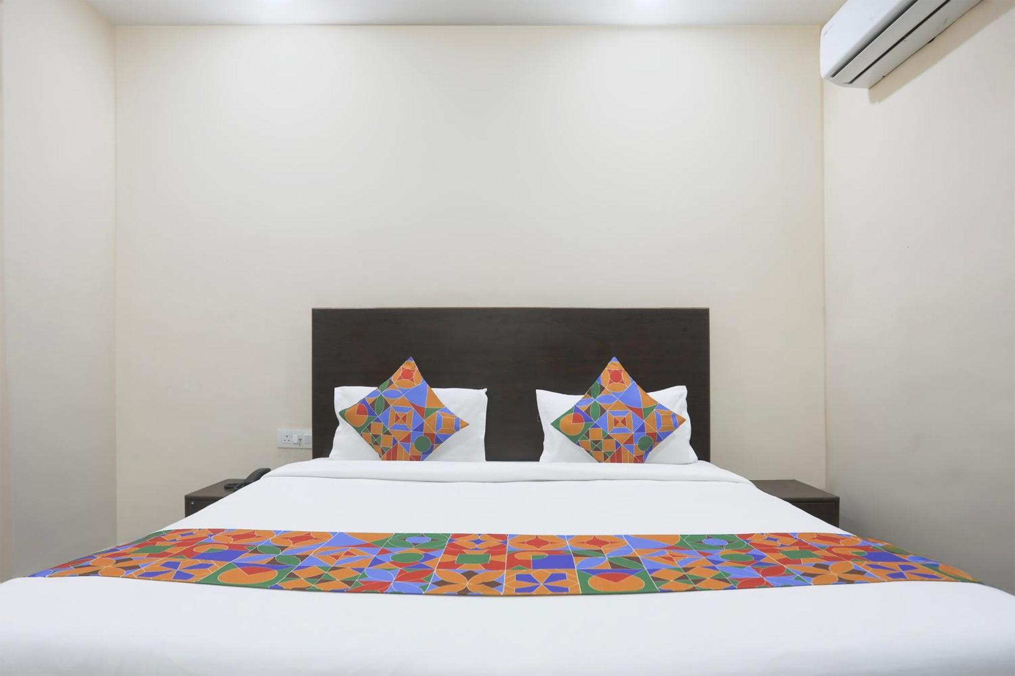 Fabhotel Bliss Premium Ґурґаон Екстер'єр фото